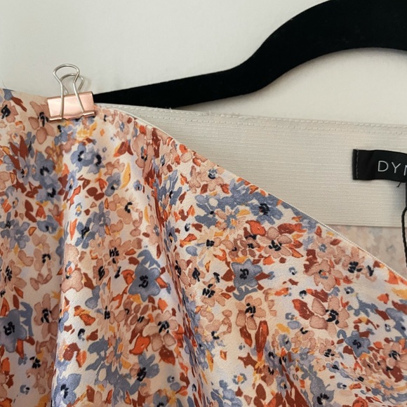 Dynamite Mini Skirt - Picture 4 of 5